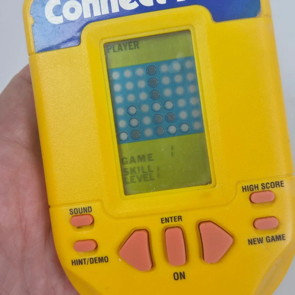 Milton Bradley Connect Four Electronic Handheld Game Retro Vtg 1995 WORKS VIDEO